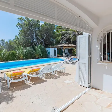 Lucia Cala d'Or (Mallorca)